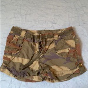 London Jean camo shorts